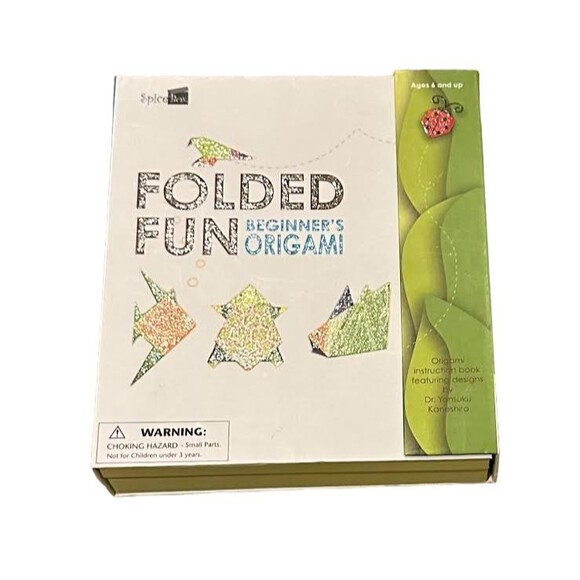 Folded Fun Beginner's Origami Kit w/ Paper & Googly Eyes - Picture 2 of 4